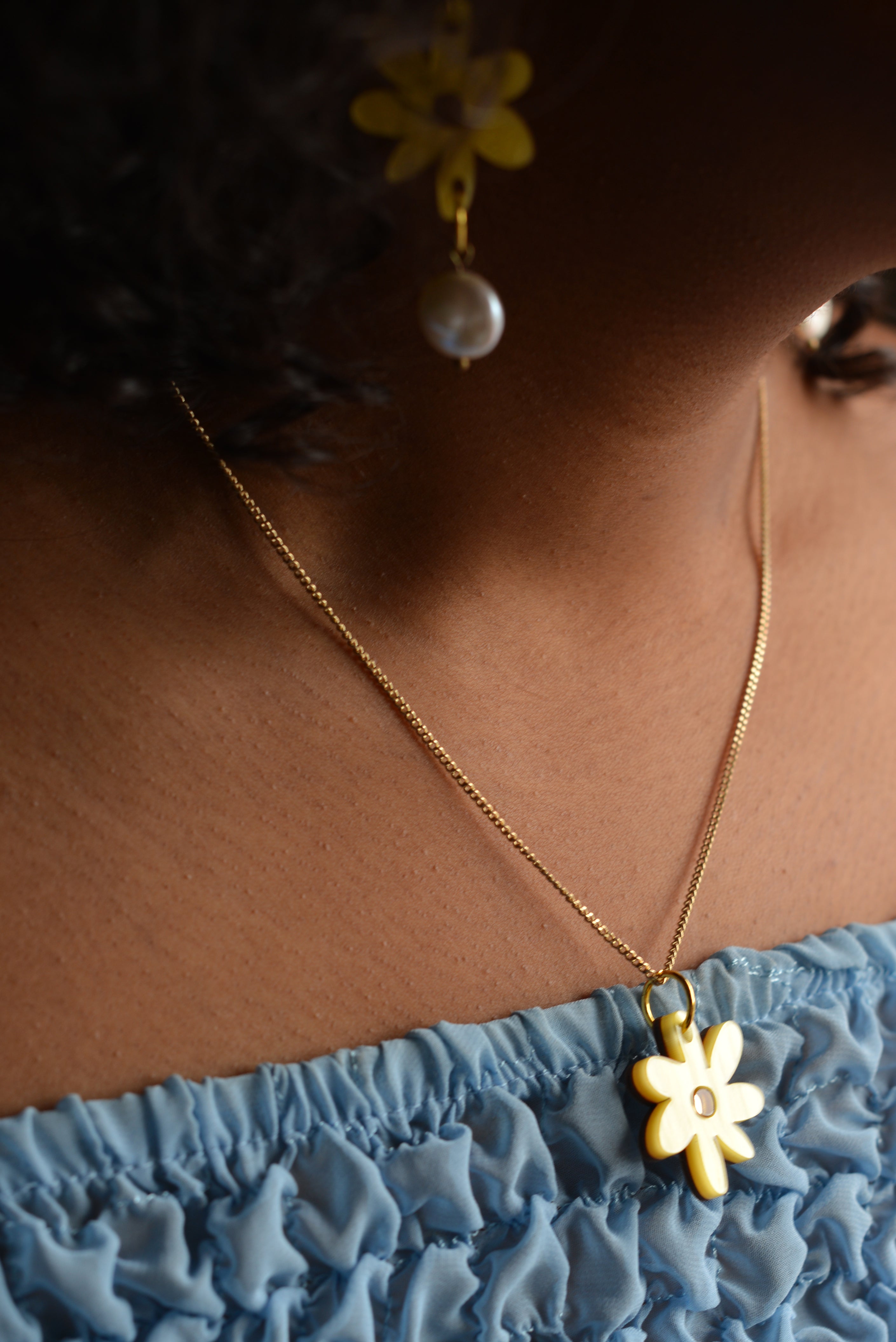 Daisy Pearls Yellow