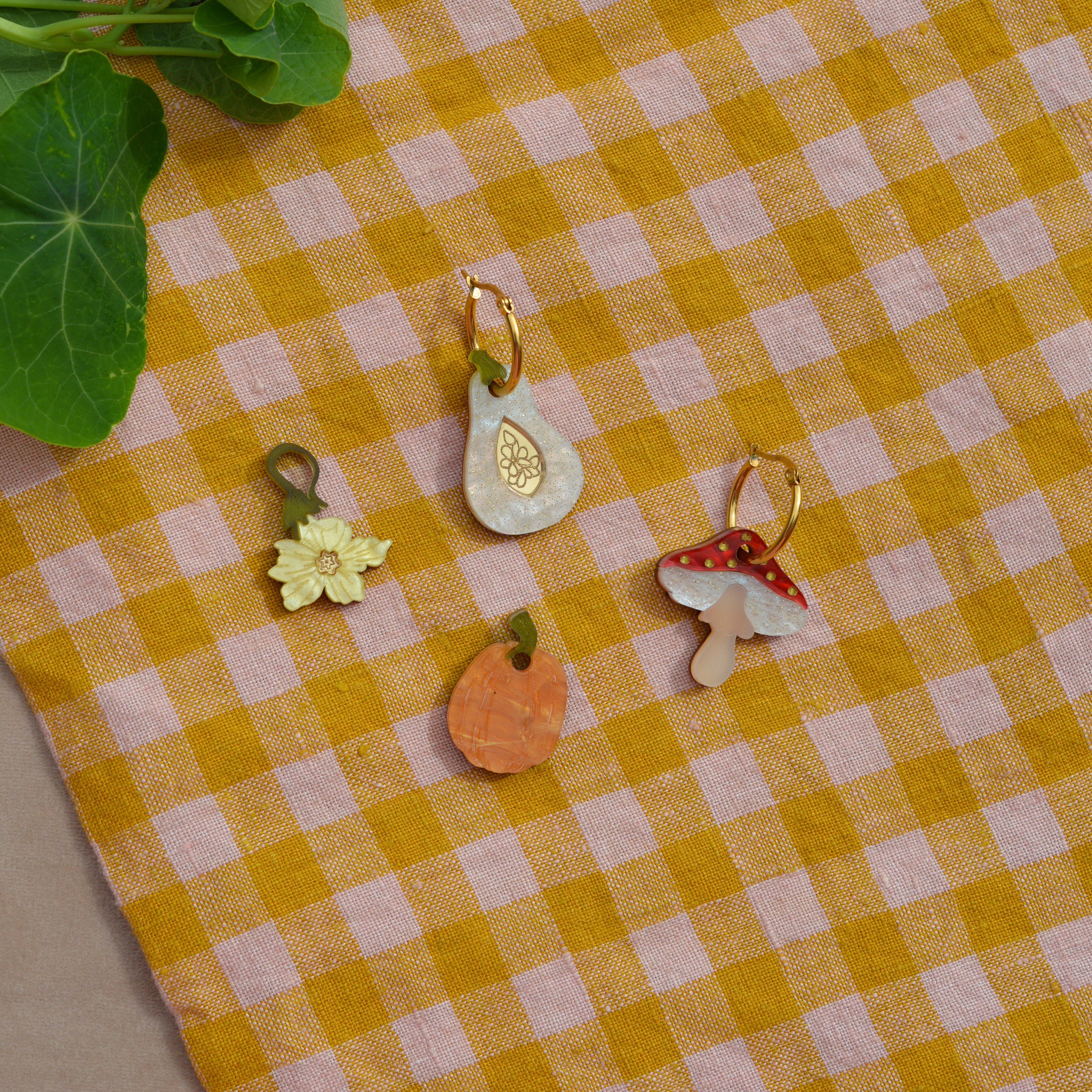 White Squash Hoops
