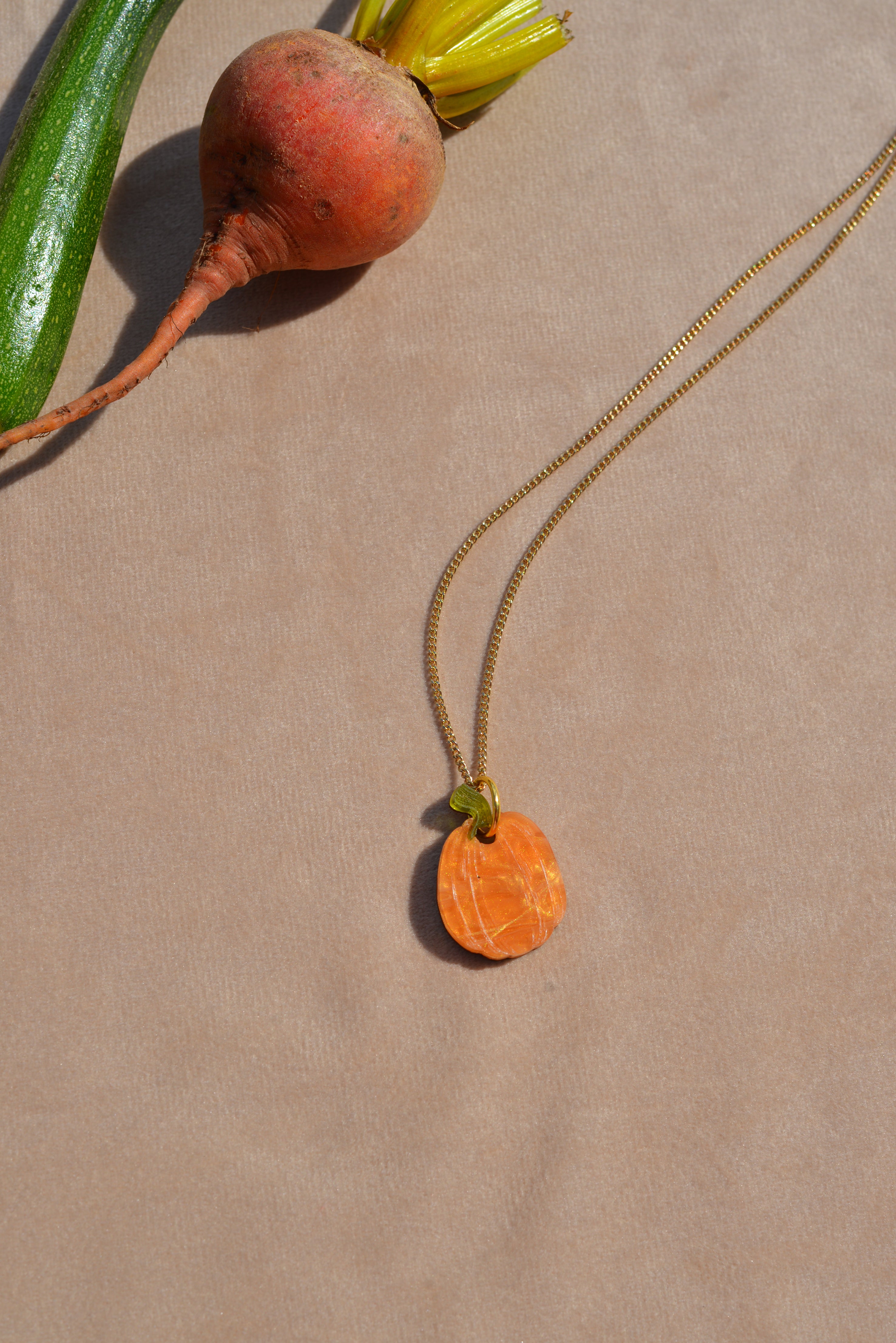 Collier citrouille orange