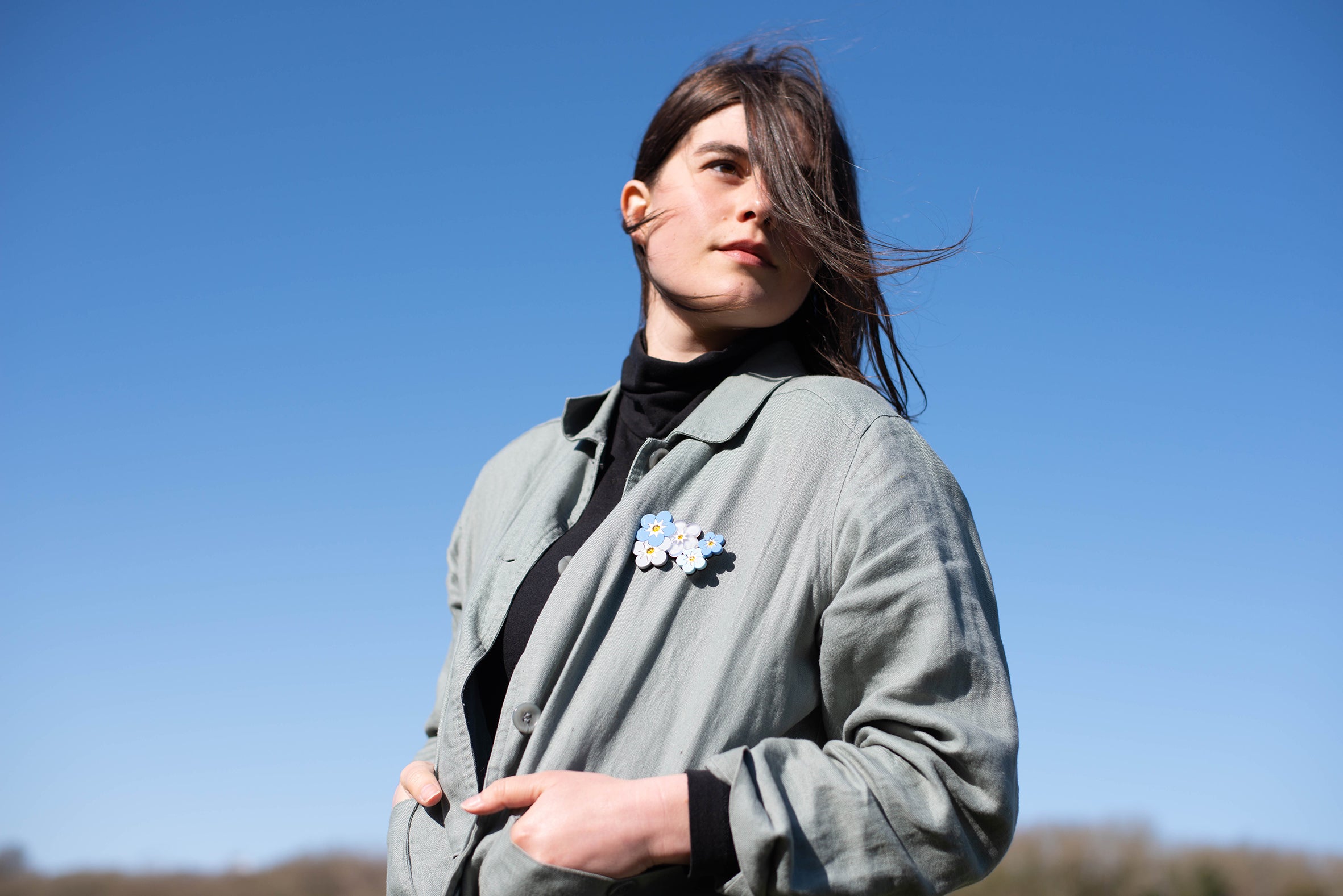 Forget Me Not Statement Broche