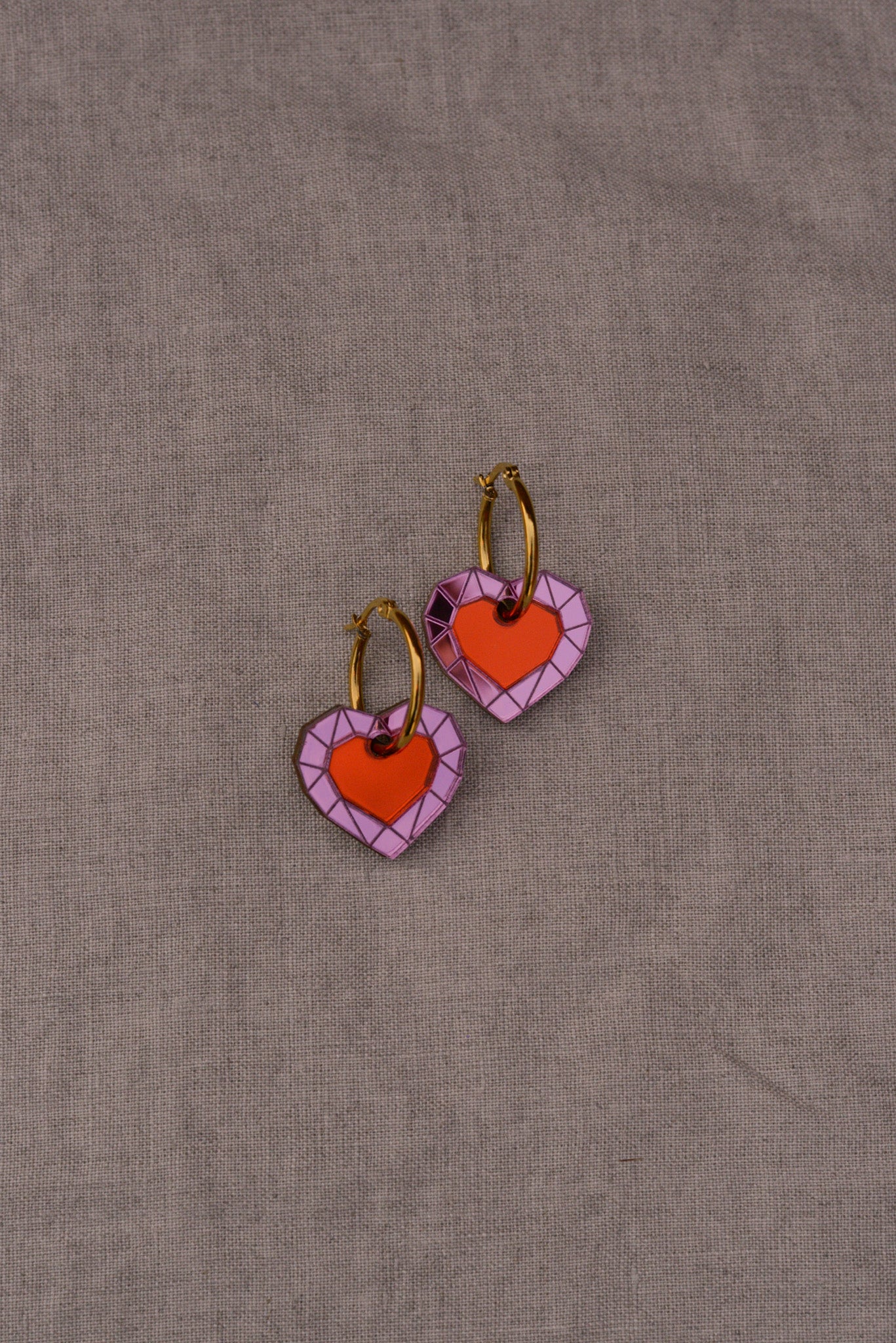 Limited Edition Heart Gem Hoop Ørering