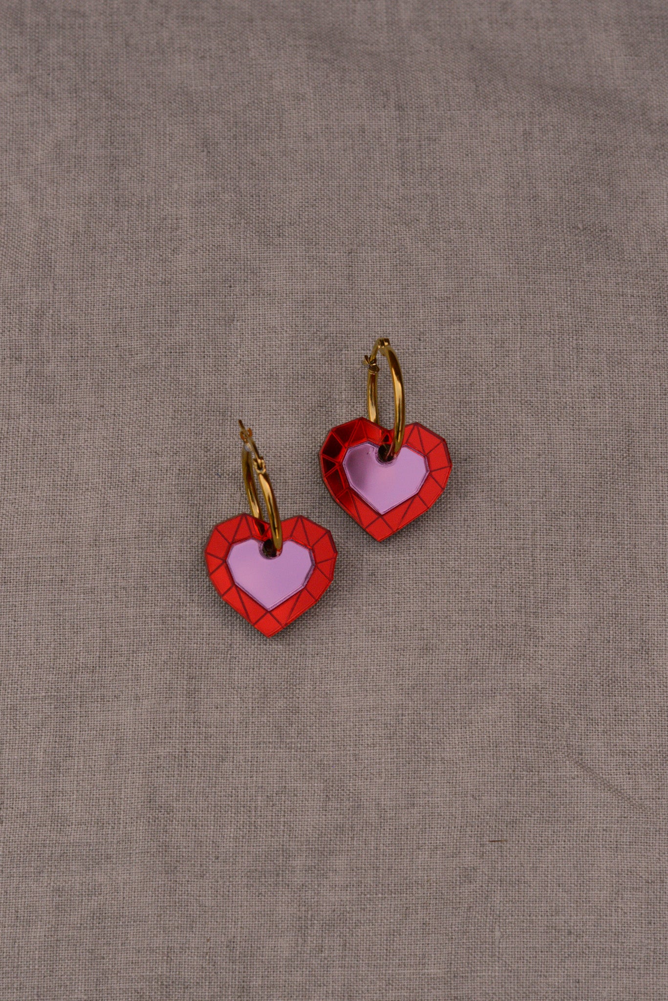Limited Edition Heart Gem Hoop Ørering