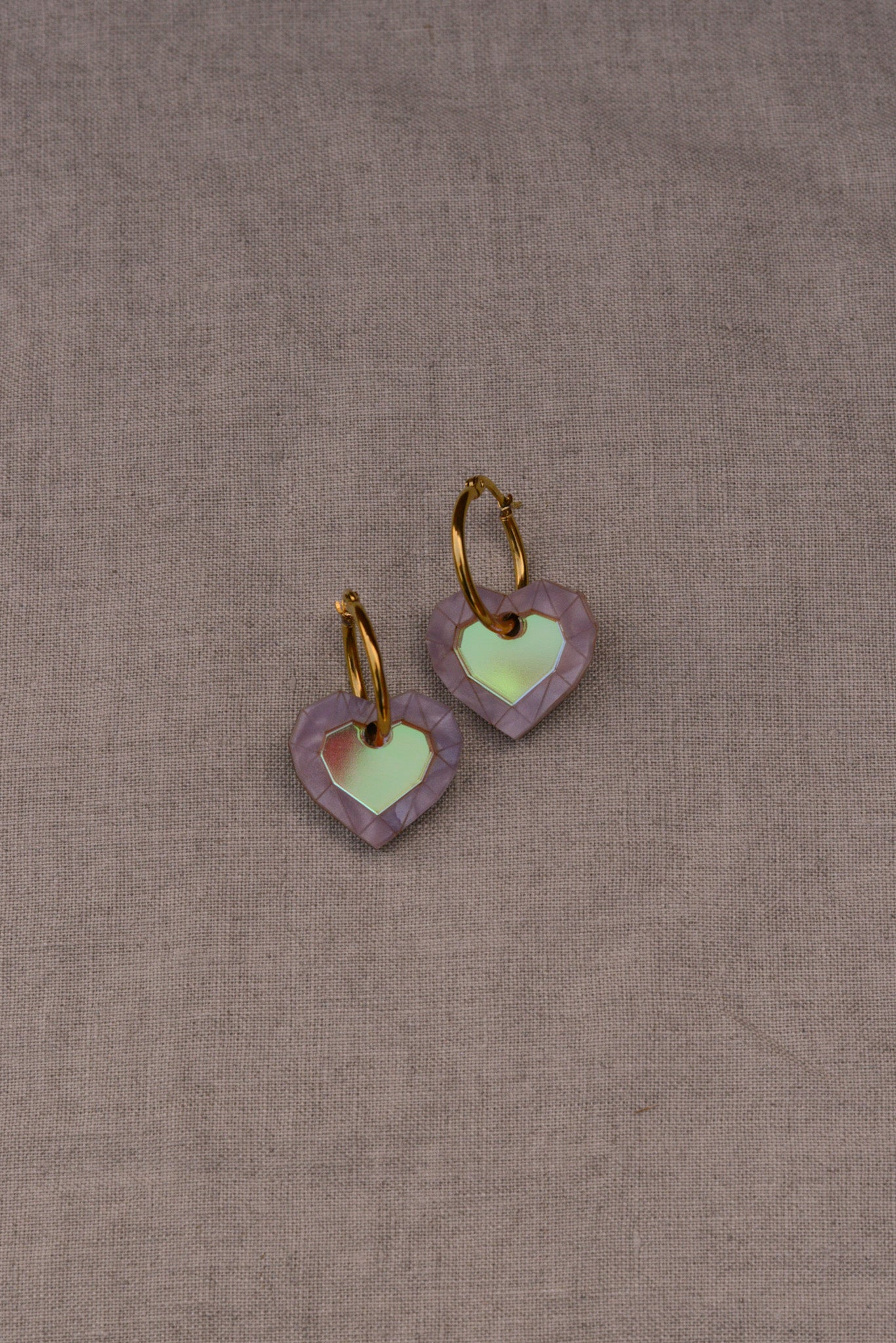 Limited Edition Heart Gem Hoop Ørering