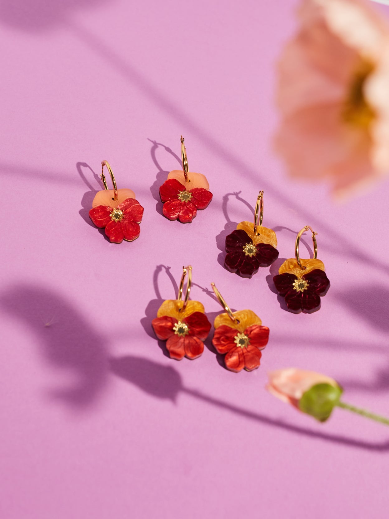Boucles d'oreilles créoles pensée
