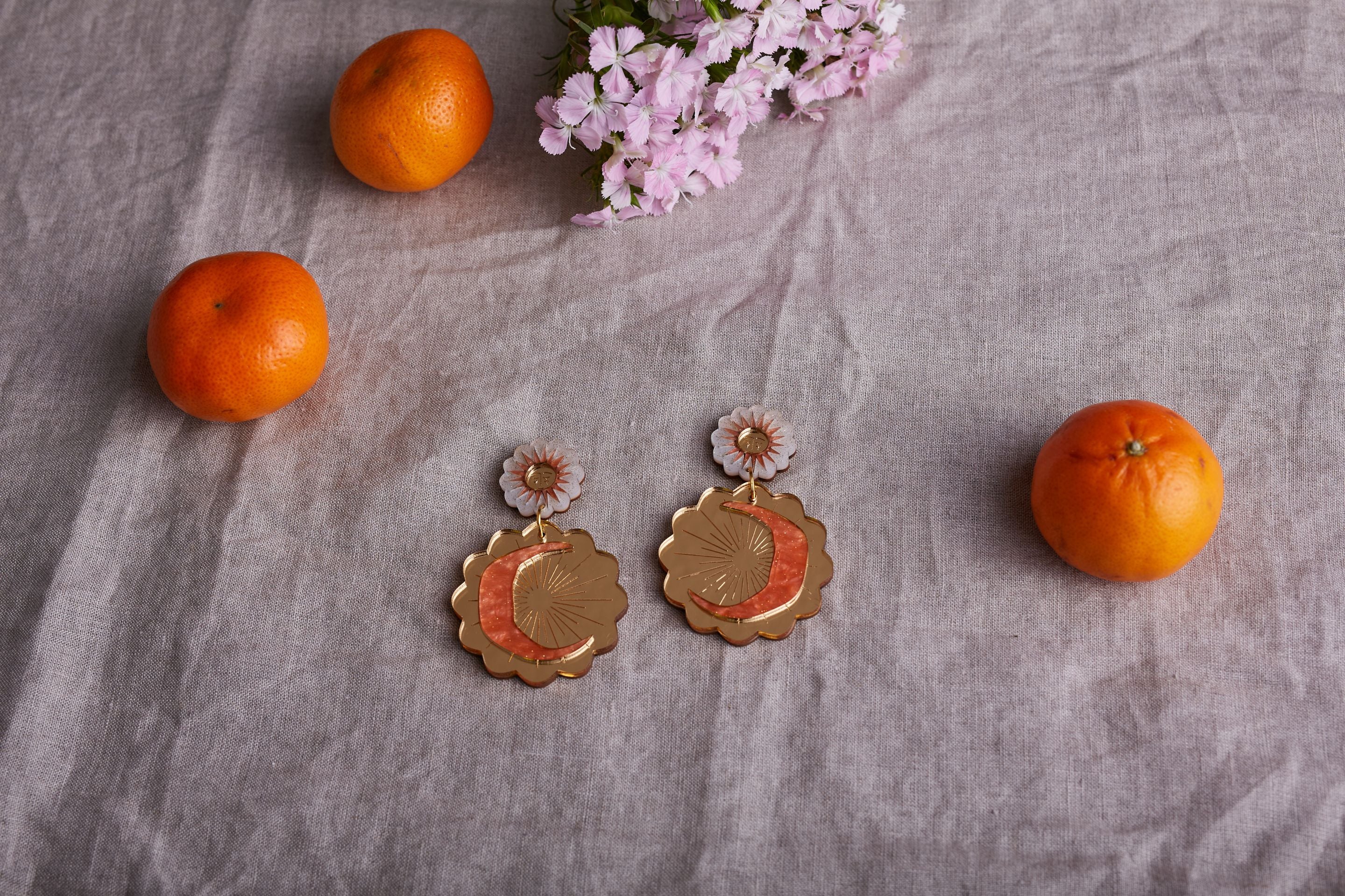Boucles d'oreilles à tige Soleil Lune Déclaration Céleste - Pêche