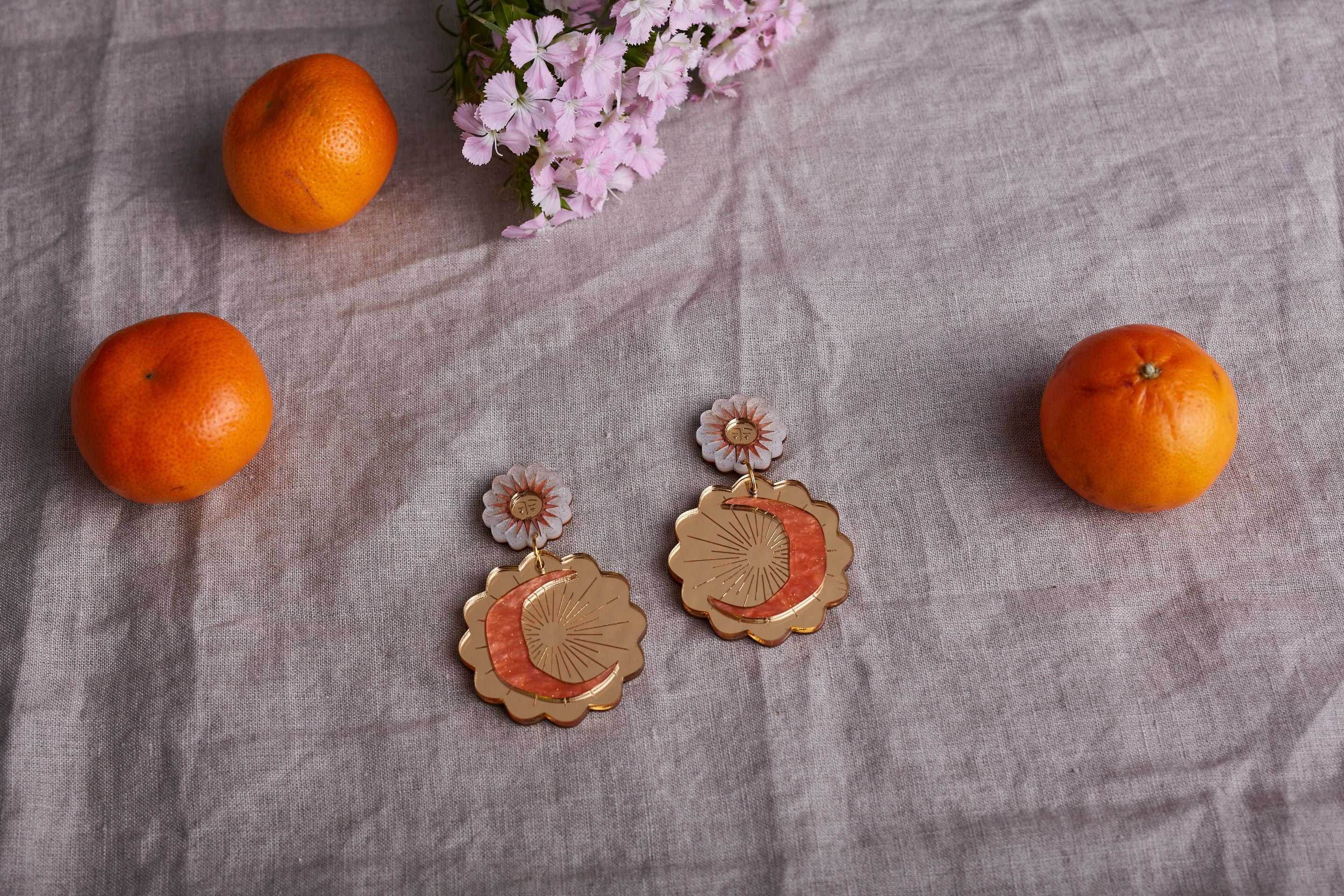 Boucles d'oreilles à tige Soleil Lune Déclaration Céleste - Pêche