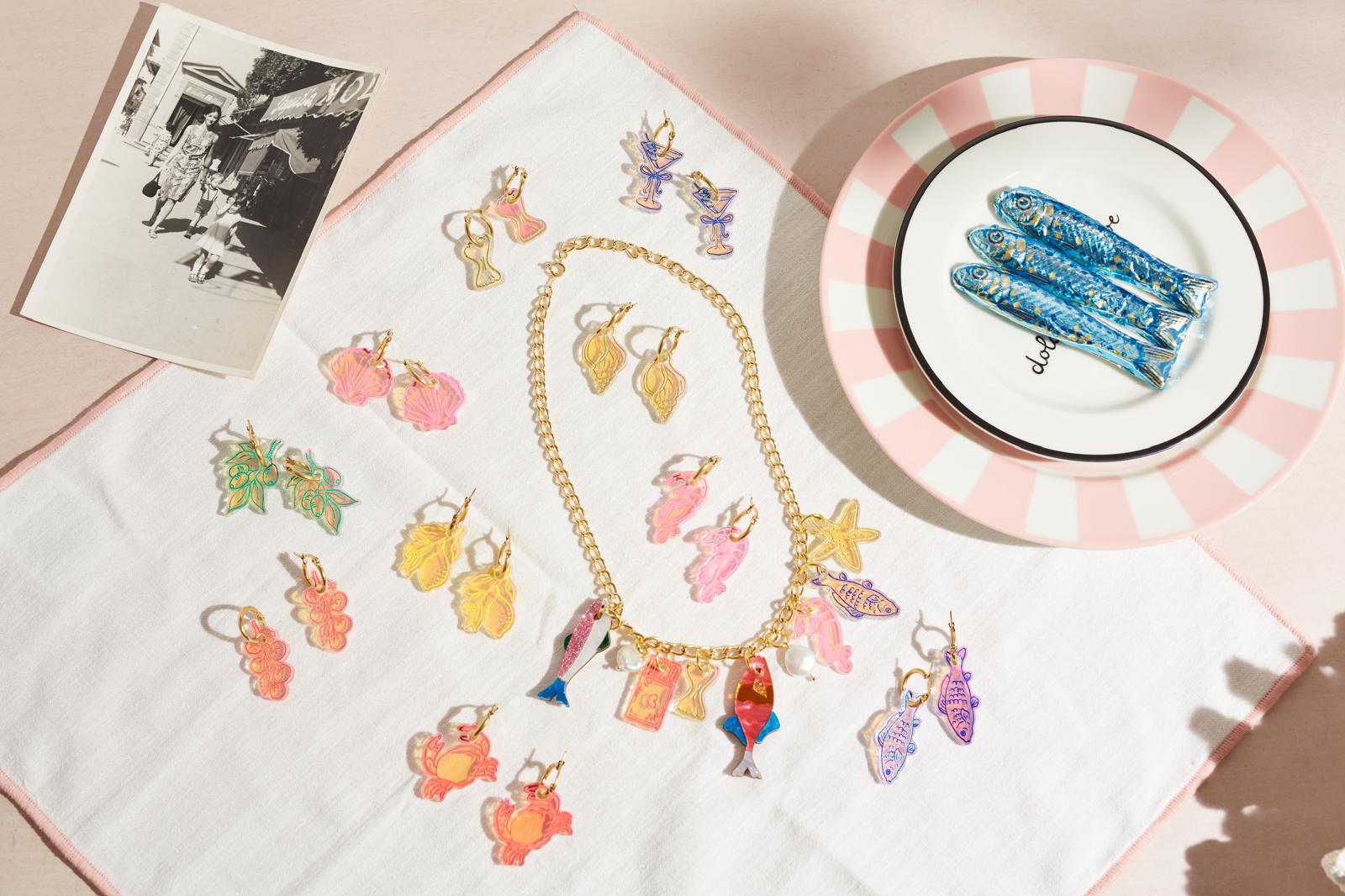 Cocktail Iridescent Hoops