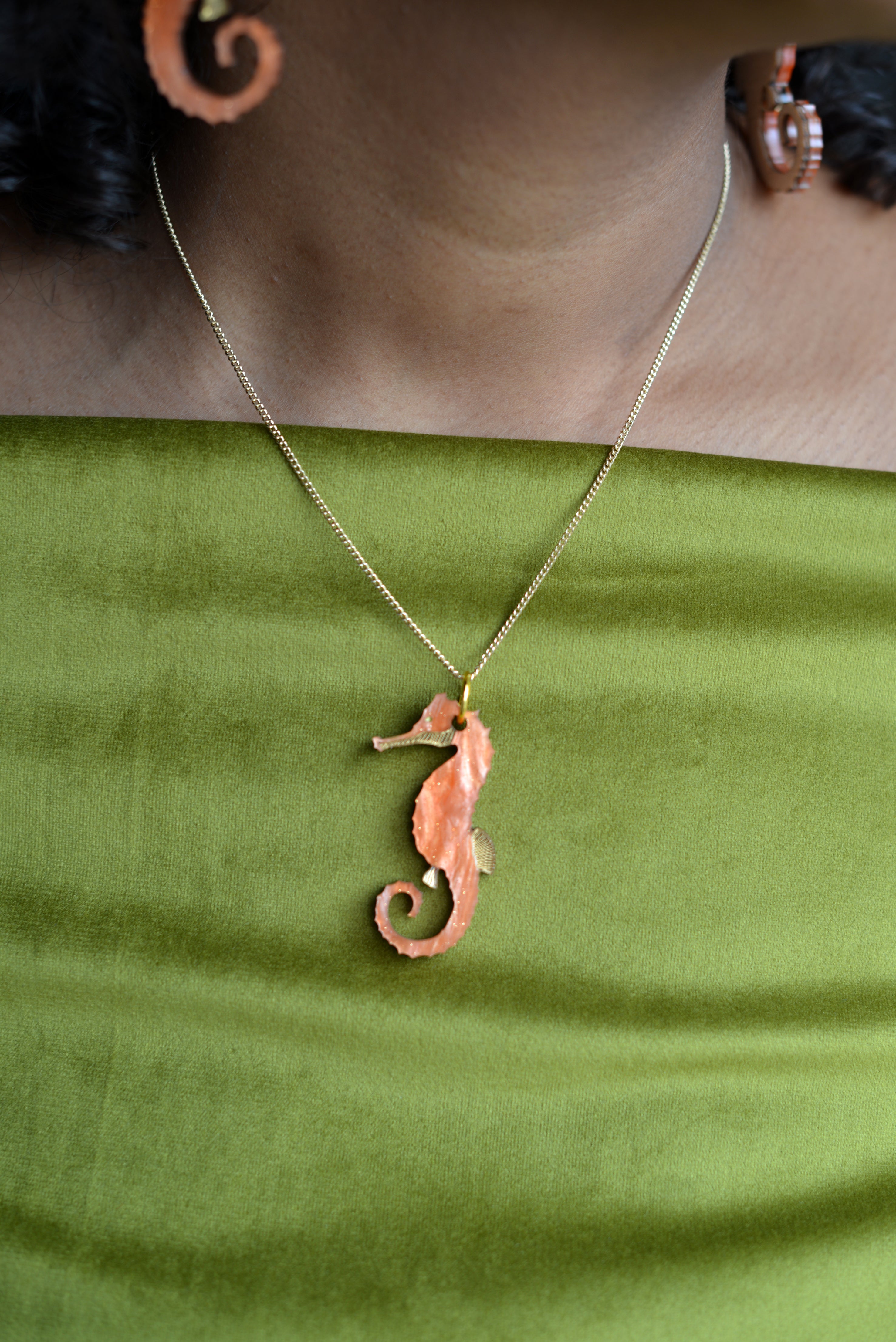 Collier Hippocampe Corail