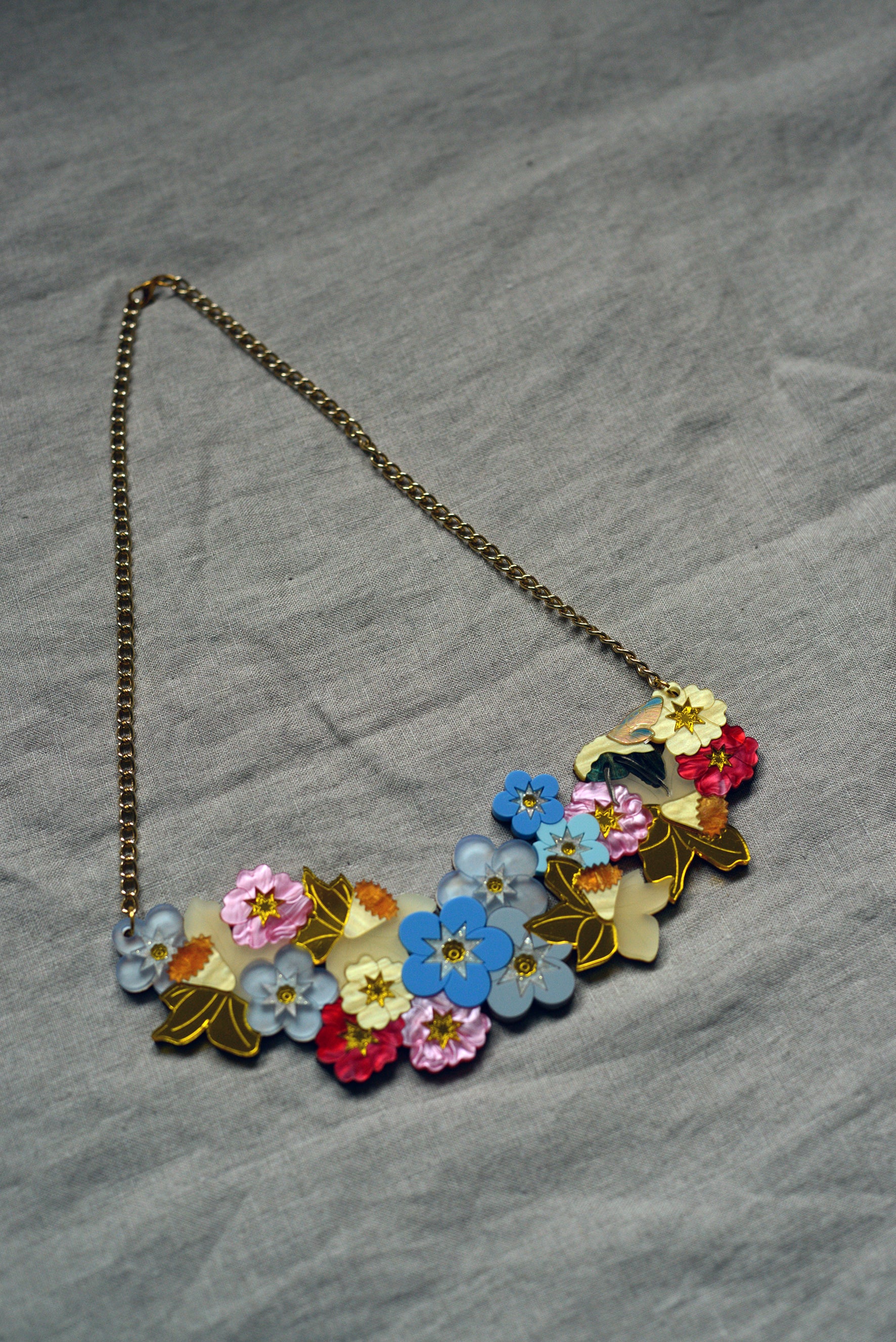 Collier de déclaration de bouquet de printemps