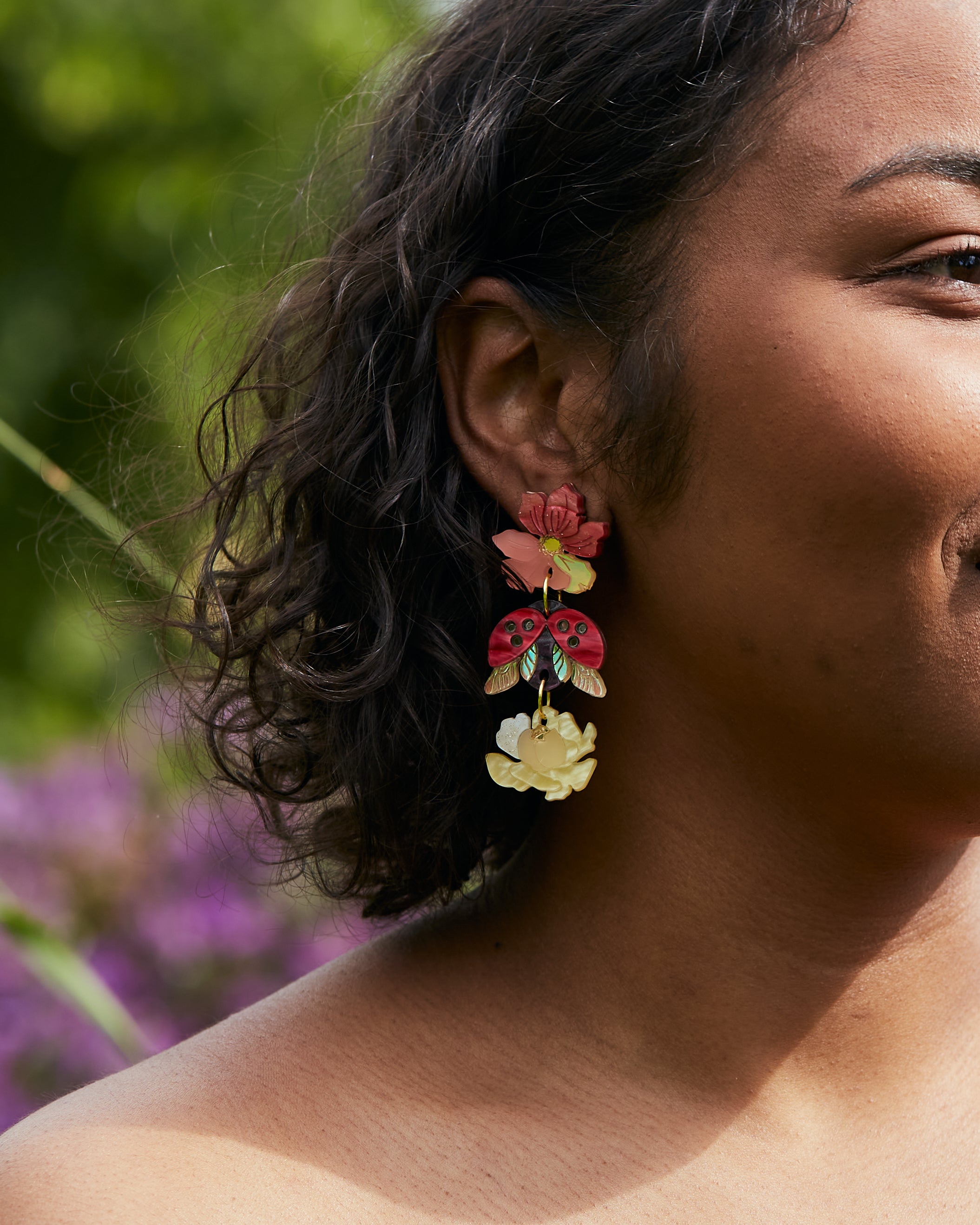 Boucles d'oreilles pendantes triples fleurs d'été